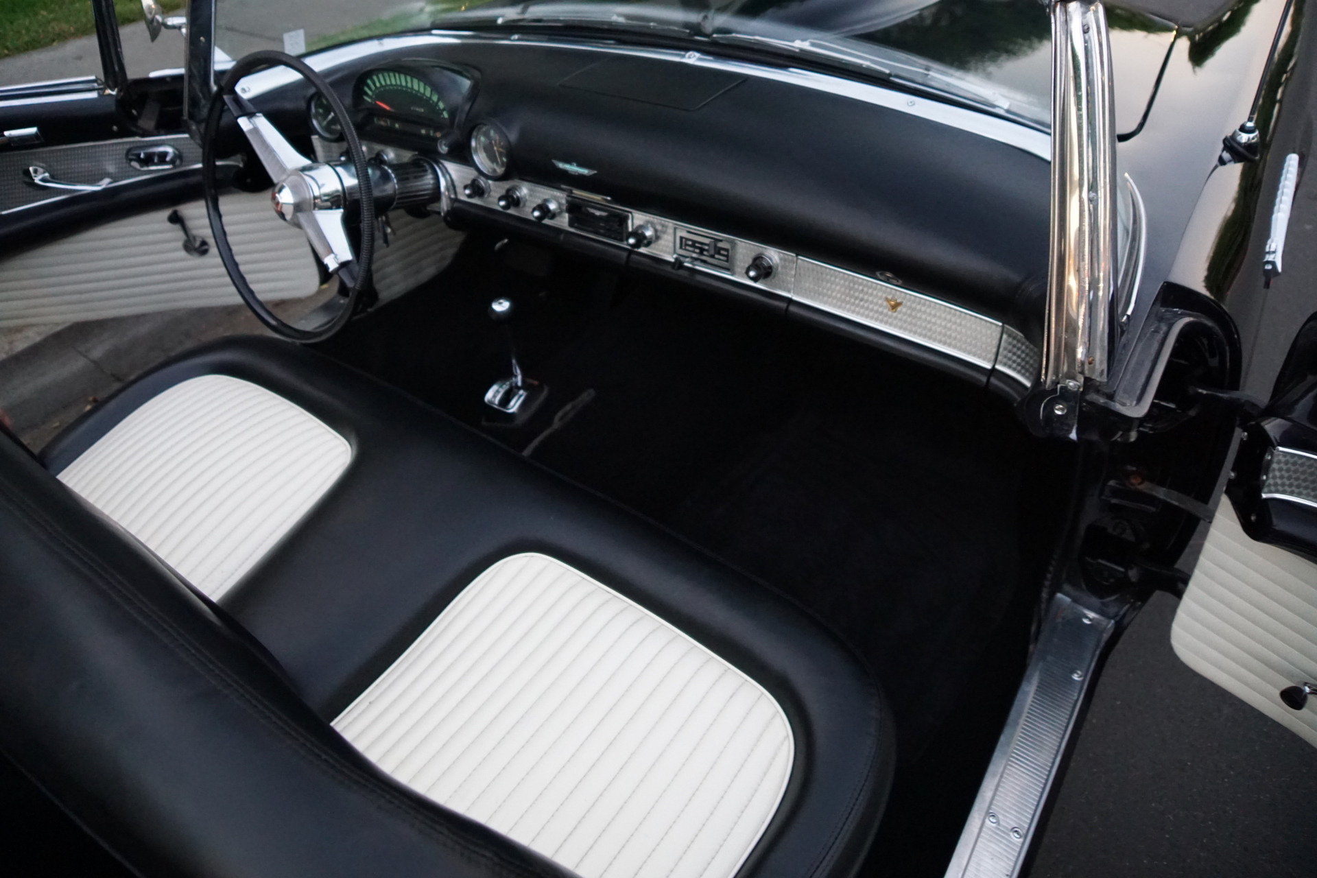 1955 Ford Thunderbird - Plate 17