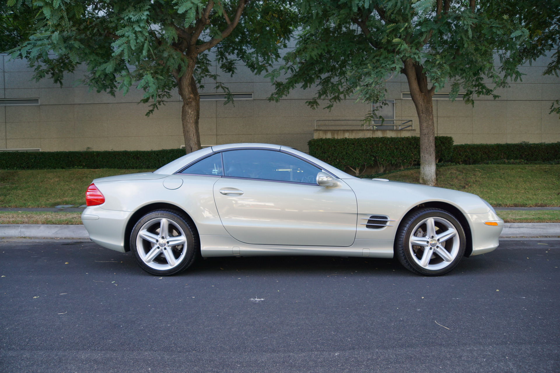 2003 Mercedes-Benz SL500 - Plate 5