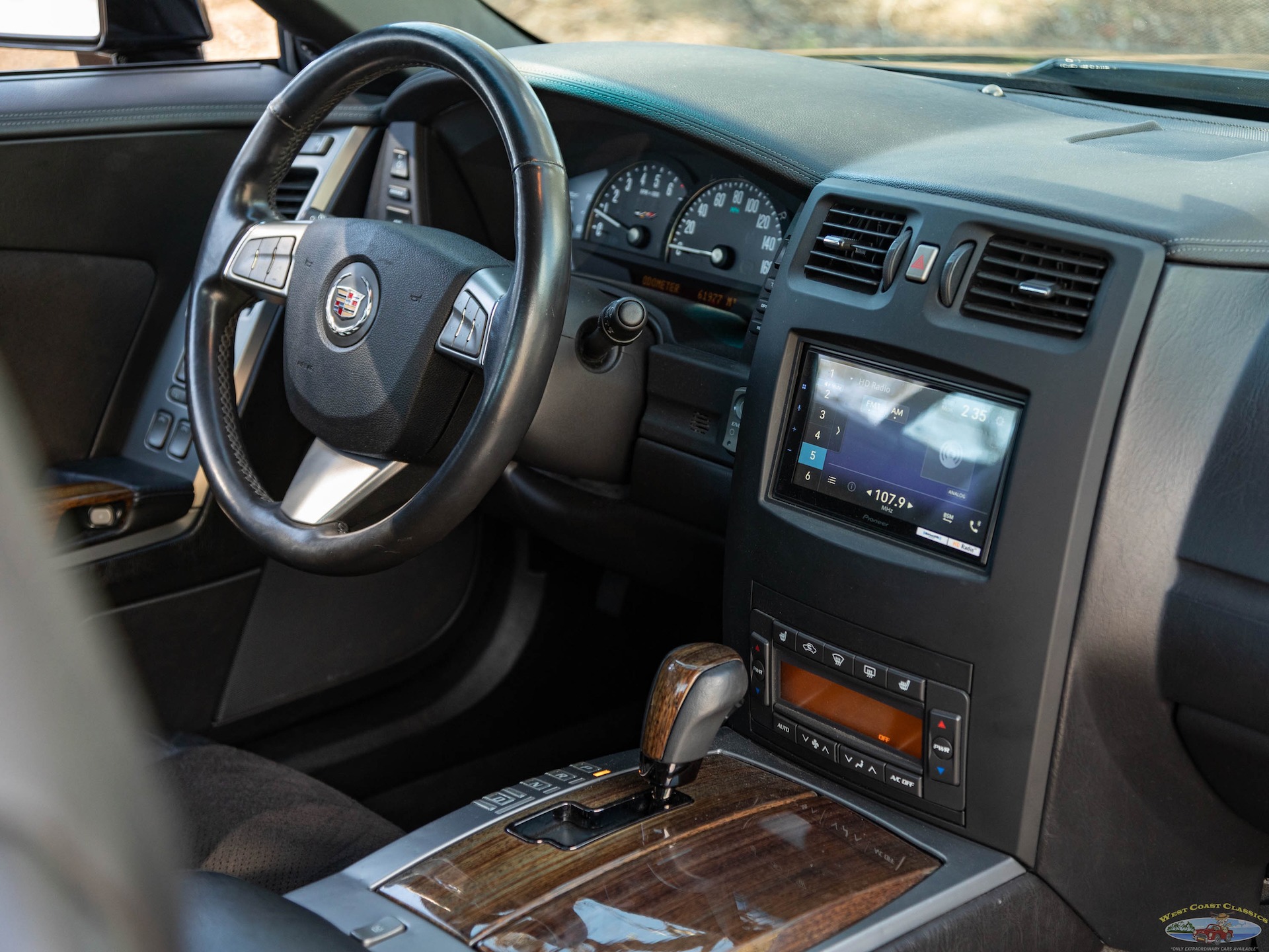 2008 Cadillac XLR-V - Plate 20