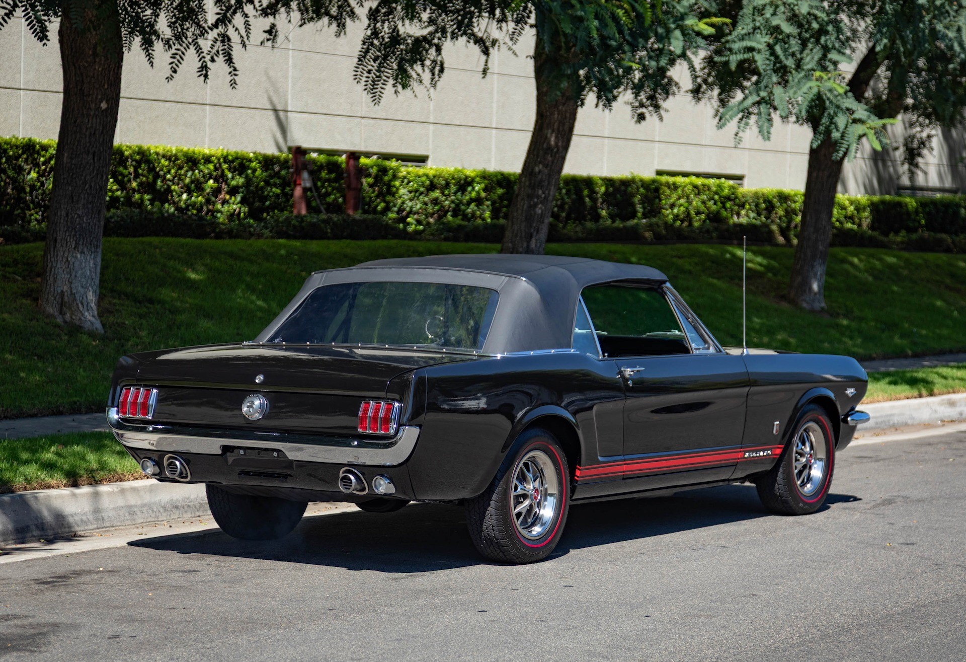1966 Ford Mustang - Plate 5
